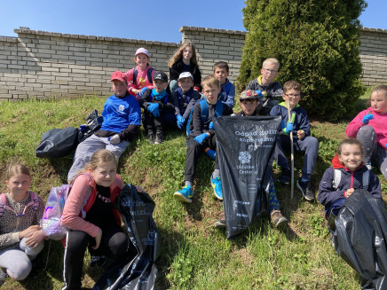 CA0E2233-30A5-4075-954F-B1373EE3A025