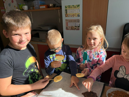 74fb3f8d-15f5-4d4c-8381-26199b2025e0