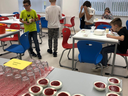 bd92064b-62ae-4c7b-9e2d-b4d426bd5deb