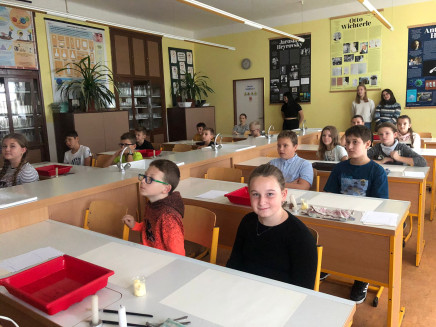 9c3329ca-ad5c-4619-bb38-b92abf09f4da