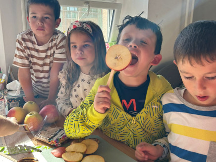 c2c802d3-5428-41cd-90b4-52c0d6079f39