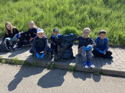 7E9E92AE-95D7-4475-BAB1-0FA654319727